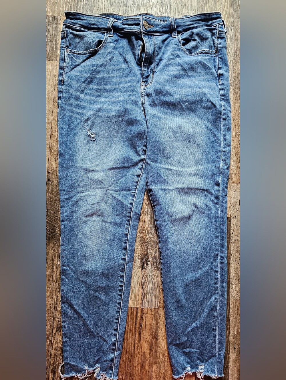 American Eagle Women's Light Blue Slim Straight Jeans